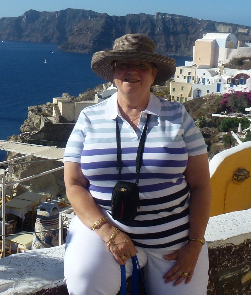 Jo in Santorini